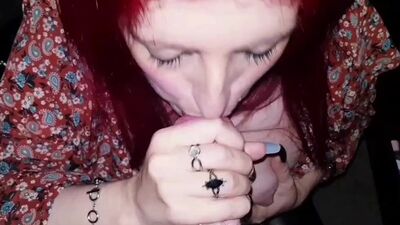 Учительница итальянского продает себя за минет на публике (диалоге на итальянском)