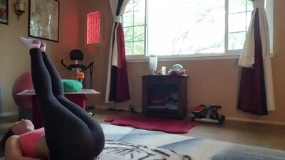 Что сексуального в йоге