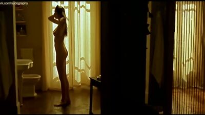 Лили Собески (Leelee Sobieski) голая в фильме "Идол" (L'idole, The Idol, 2002)