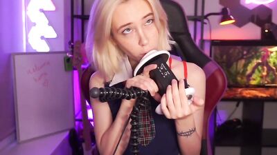 Я ХОЧУ БЫТЬ ВАШЕЙ ОШИБОЧНОЙ ПОДРУГОЙ