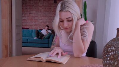 Step sister love - BelleNiko