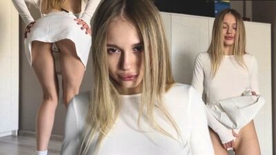 Вот это студентка!