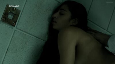Alba Flores Nude - Vis A Vis s02e05 (2016)