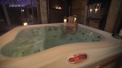 Melanie Muller Nude - Der Bachelor (2013)