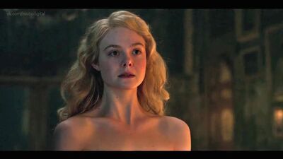 Elle Fanning Nude - The Great S01E01 (2020) Watch Online