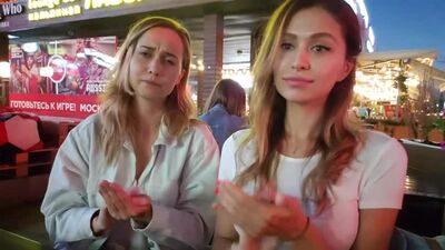 Ксюша Зануда и Мира рады твоей дрочке / Твои Блогерши