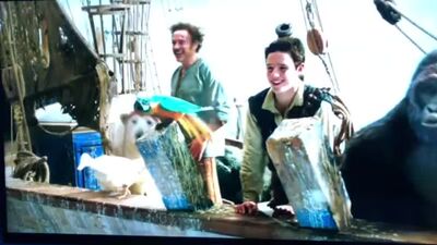 Экранка ТВ-спота фильма «Дулиттл»