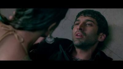 Любимая сцена из фильма "Жизнь во имя любви 2 / Aashiqui 2" - любовь или слава?