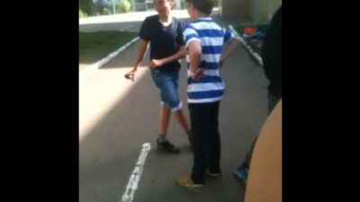 Насик танцует