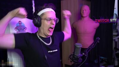 [Twitch WTF] Топ Моменты c Twitch | ОТКУСИЛА ГОЛОВУ 