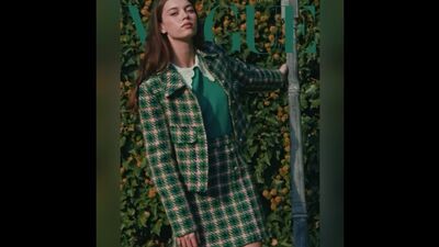 Афра Сарачоглу на обложке VOGUE