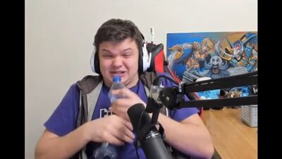 SilverName: Встал! Топдек - не топдек. МС Тех спиздил таунт