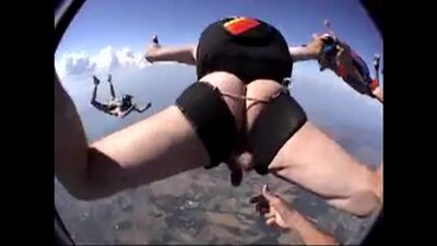 Nude Skydiving #28-SD