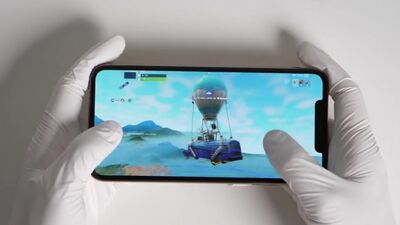 [TheRelaxingEnd] New iPhone XS and XS Max Unboxing (Gold & Silver) + Fortnite Battle Royale + Apple Watch Series 4