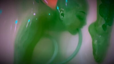 VACUUM – Innovative Solo Contortion – Ess Hödlmoser (Strange Wonderful Creature)