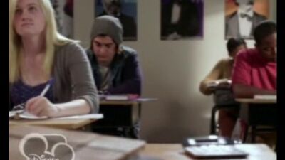 Bona mea e un vampir - Episodul 16 Motorizat si furios