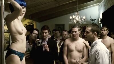 Angela Featherstone Nude - Beneath the Dark (2010) HD 1080p Watch Online / Анджела Фезерстоун - В темноте