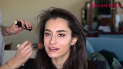Hande Doğandemir makyajı Hamiyet Akpınar