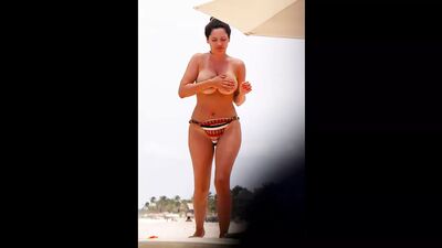 Kelly Brook topless