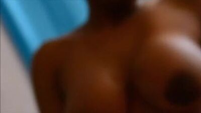 Шлюшка из Лиссабона, горячая чернокожая секс-бомба из Португалии Andreia Mendes