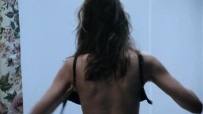 Shannon Elizabeth - Jack Frost (1997)