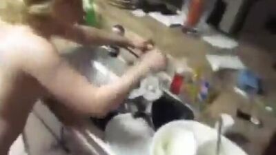 Ее ебут в анал а она курит сигарету ( hd 720 69 домашнее порно сводная сестра сводный брат тетя дядя мамка студенты 18 лет )