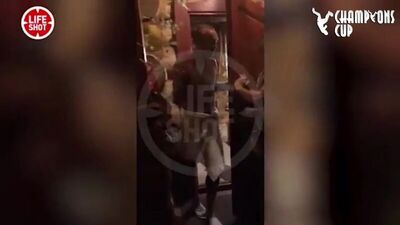 Жена застукала Глушакова в бане с другой девушкой