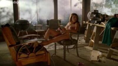 Аланна Юбак (Alanna Ubach) голая в сериале "Жеребец" (Hung, 2010) - Сезон 2 / Серия 1 (s02e01)