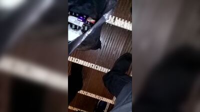 Белые трусики под чёрными колготками