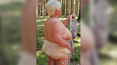 Omageil Коллекция фотографий жирной бабушки в любительском видео