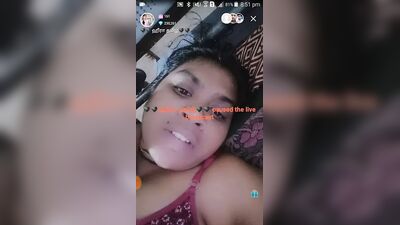 Тамильская тетушка делает живое секс-шоу на танго