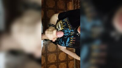 Blowjob with an ending in a cute face