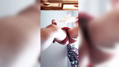 Как выглядит настоящая женщина. Выдающийся вид из раздевалки.