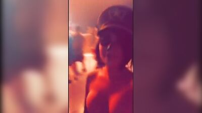 Азиатско-американское вьетнамское кафе, девушка-крошка Beanie