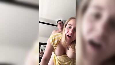 Красивые большие большие сиськи сделали сами