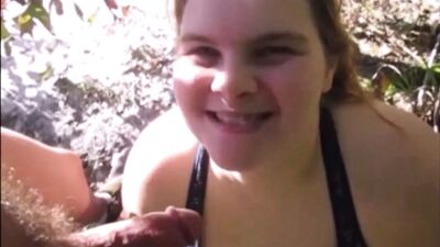 Шлюха-жена, глотающая сперму, загружает сперму случайных мужиков, подборка №2