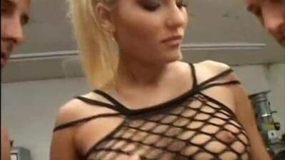 Бомба из России для Step 3