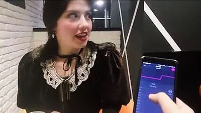 Пышное тестирование Lovense в торговом центре Копенгагена