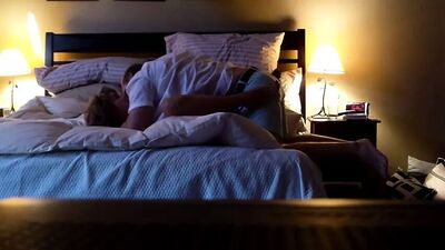 Пожилую жену трахнул молодой мужчина и муж