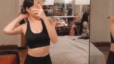 Как бы ты трахнул мою двоюродную сестру с большой грудью?