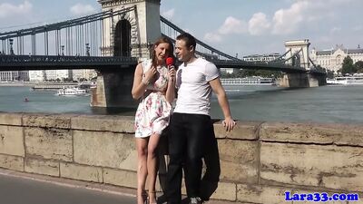 Британскую милфу отшпилили стоя у австралийского парня