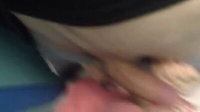 Соснула в лифте малясь