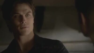 The Vampire Diaries 4x16(Stefan and Damon see Elena Naked)
