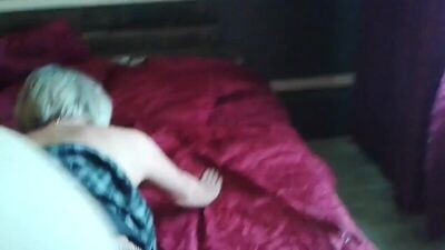 Снимает измену жены с молодым любовником Sexwife Cuckold Hotwife