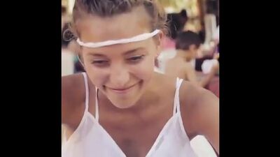 Регина Тодоренко веселит