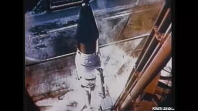 Linda Lovelace показывает свой классический минет с глубокой глоткой