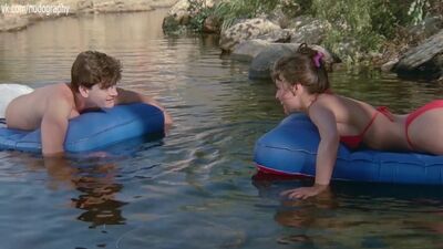 Шерилин Фенн (Sherilyn Fenn) голая в фильме "Дух мщения" (Перехватчик, The Wraith, 1986, Майк Марвин) 1080p