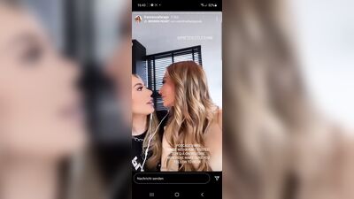 Francesca Farago целует