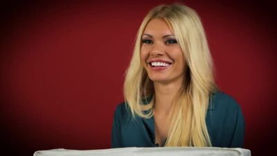 25 Русские Порно актрисы Kitana Lure, Ally Breelsen и Nikki угадывают секс игрушки HD Секси Клип Эротика Фильмы Сериалы Секс