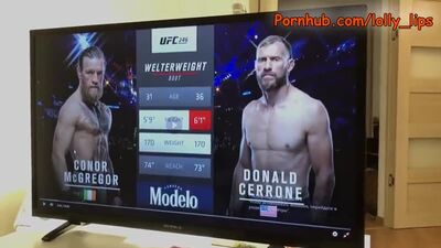 Lolly Lips проспорила и теперь ей приходится везде сосать